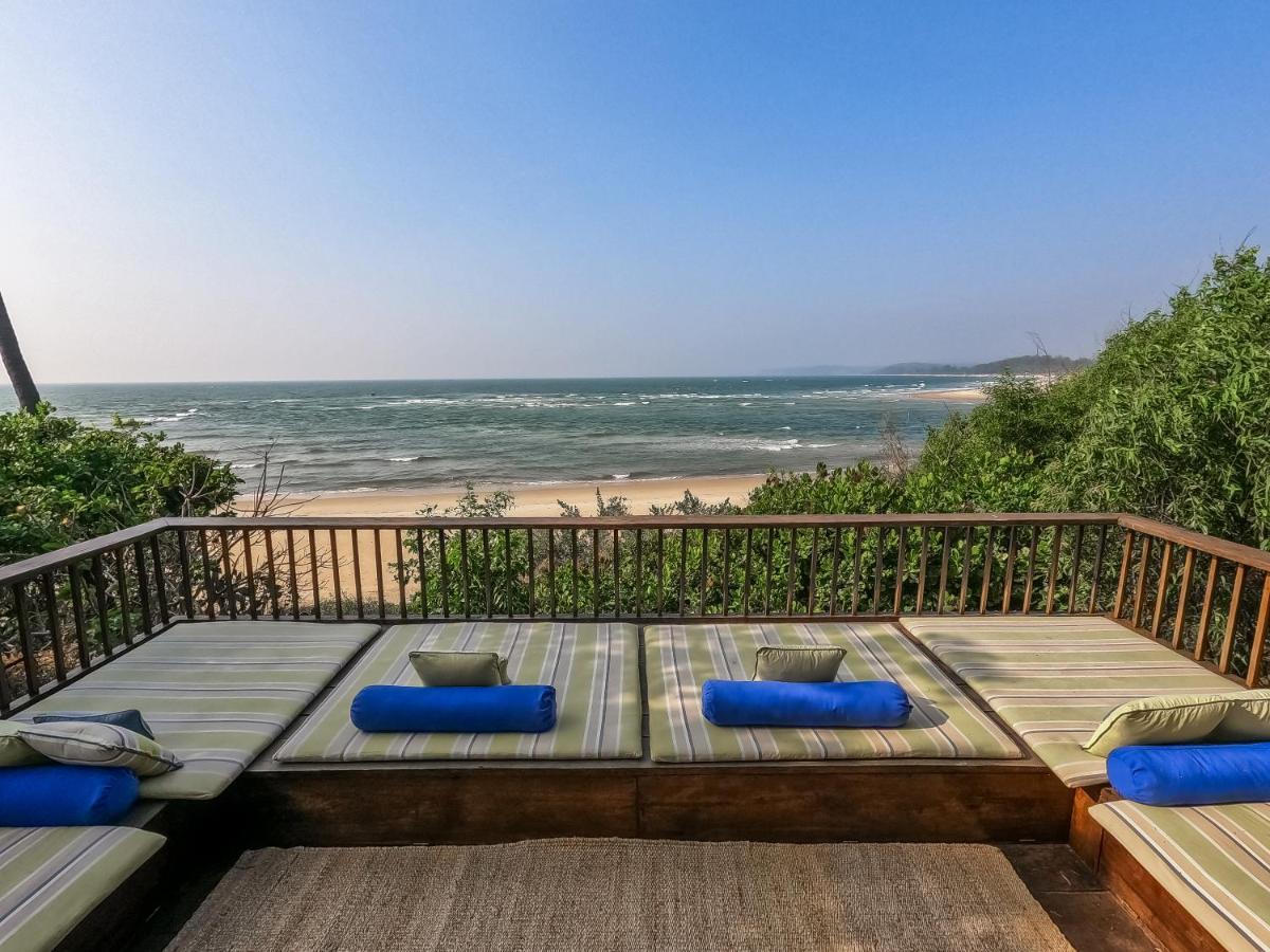 Saffronstays Stella Maris - Luxury Beach Front Villa Near Redi Beach Querim Kültér fotó